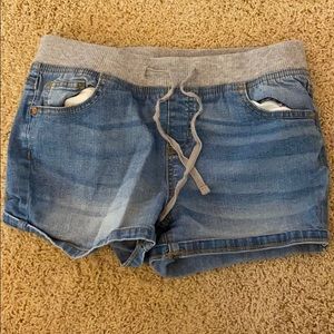 Justice Jean shorts size 14